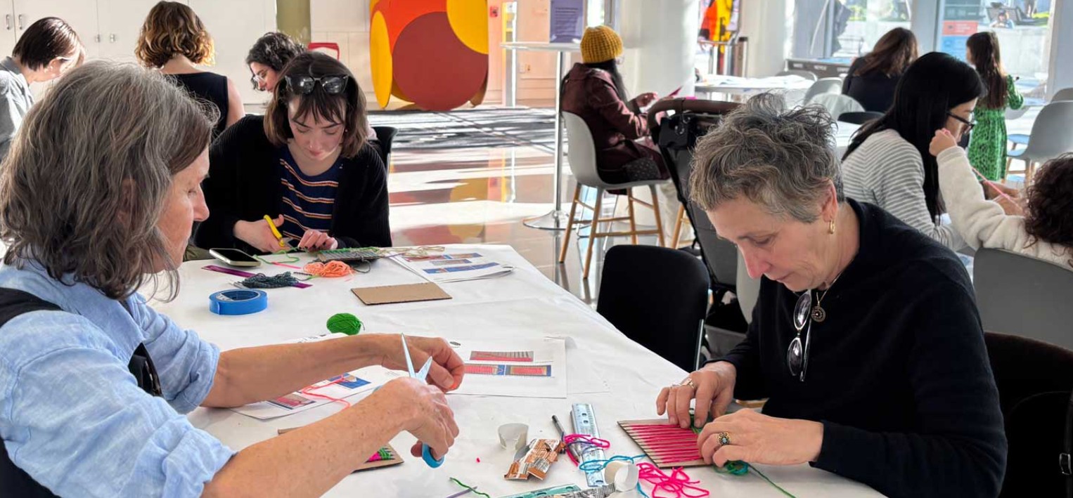 Free Art Workshop: Yarn Weaving
